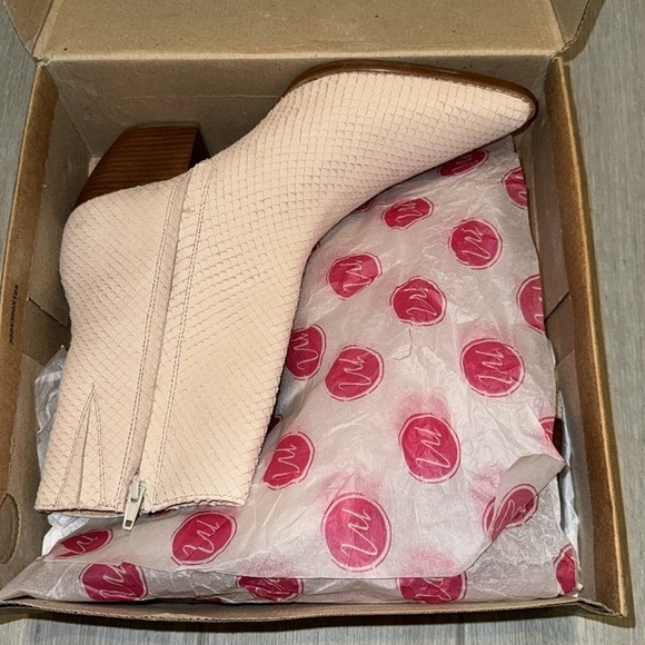 Matisse Snake Western Boot - Picture 8 of 8